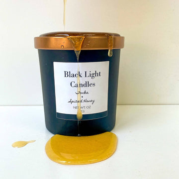 Tonka & Spiced Honey Candle - BLACK LIGHT CANDLES